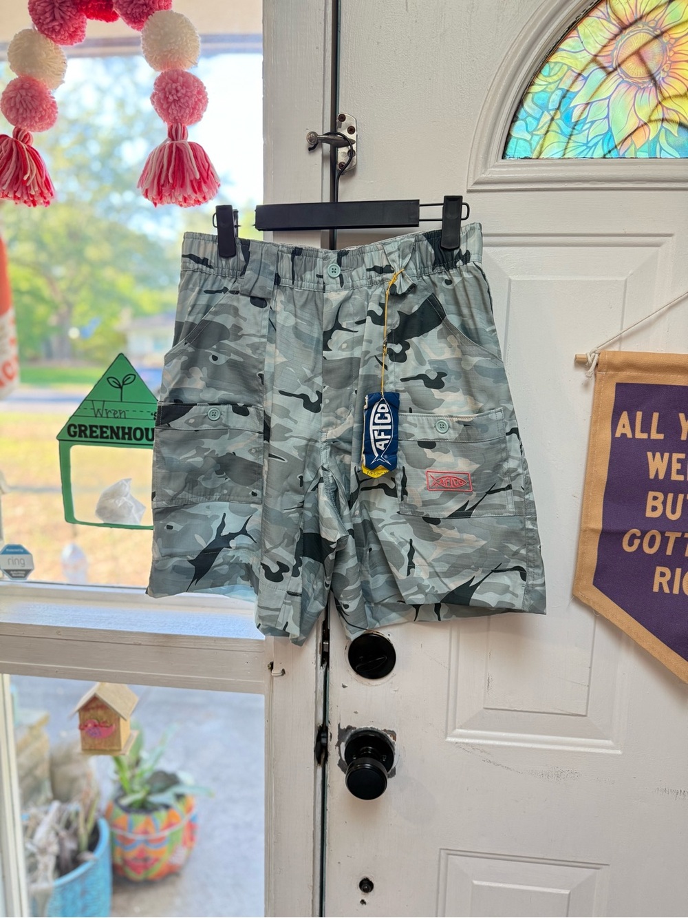 NWT AFTCO Camo Shorts Size 30 7 inch inseam!